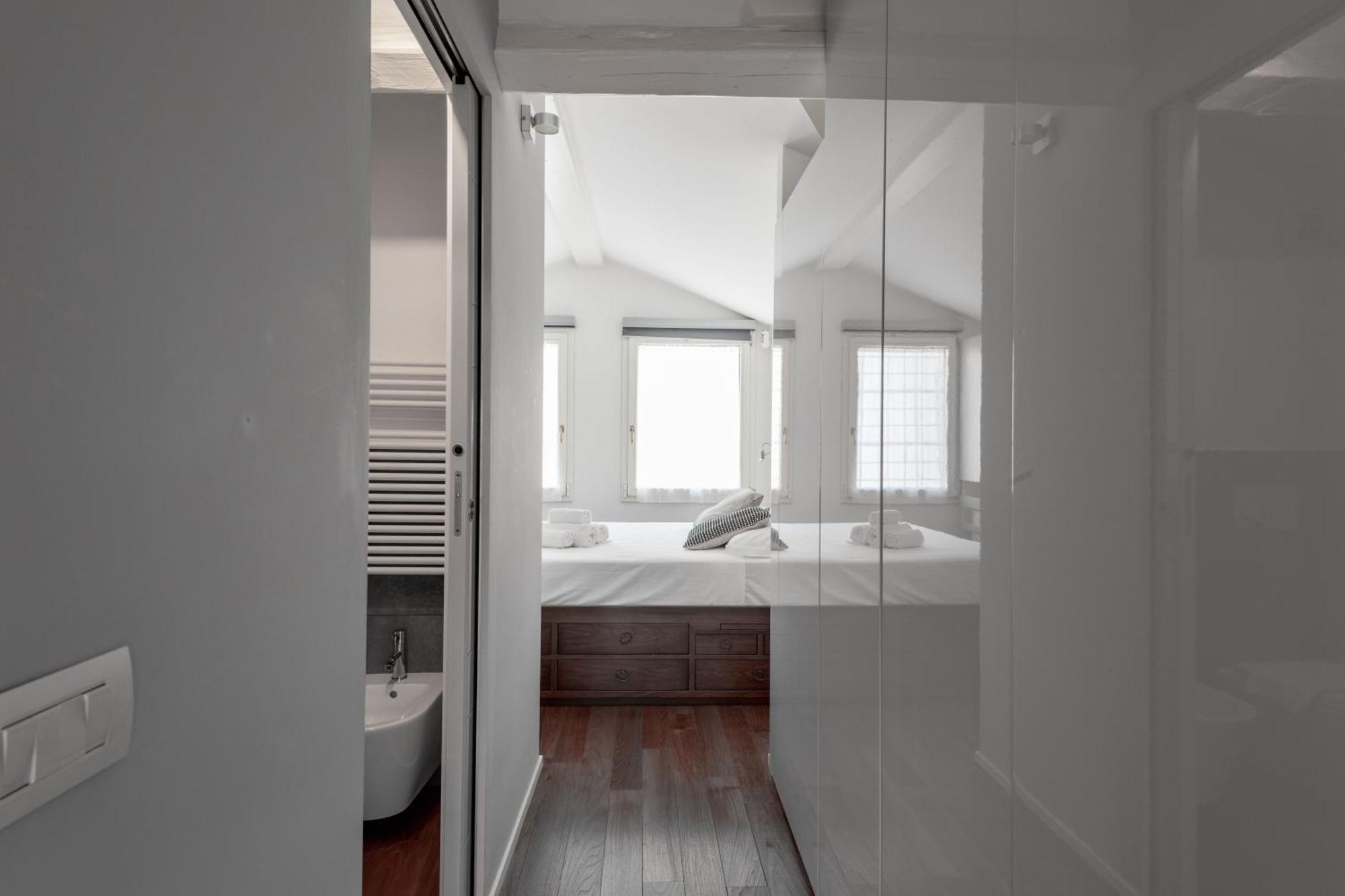 Milano Apartments S Agostino - Porta Genova Exterior photo